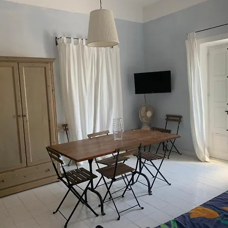 Casa Rosa E Casa Stella - Centro Holiday home Panarea